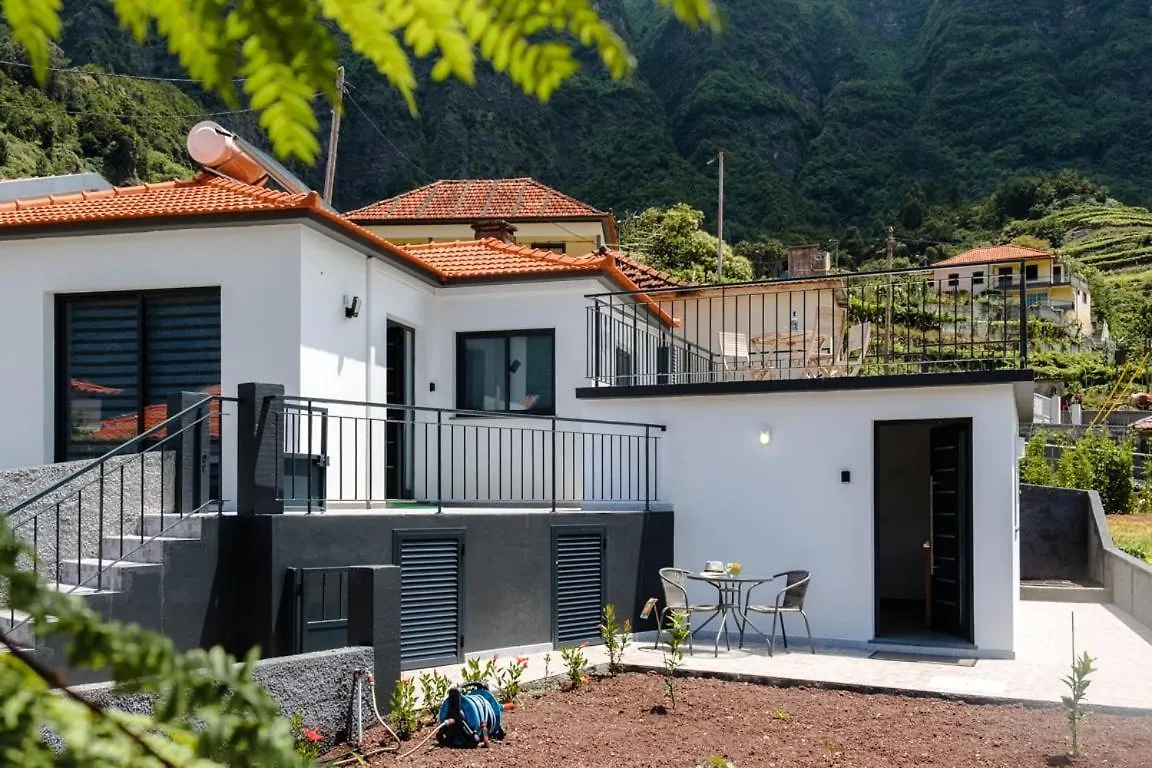 招待所 São Vicente Guestready - Panoramic Mountain Escape酒店